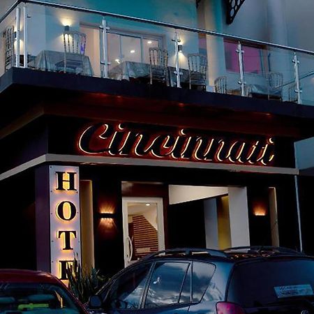 Cincinnati Hotel Yaoundé Buitenkant foto