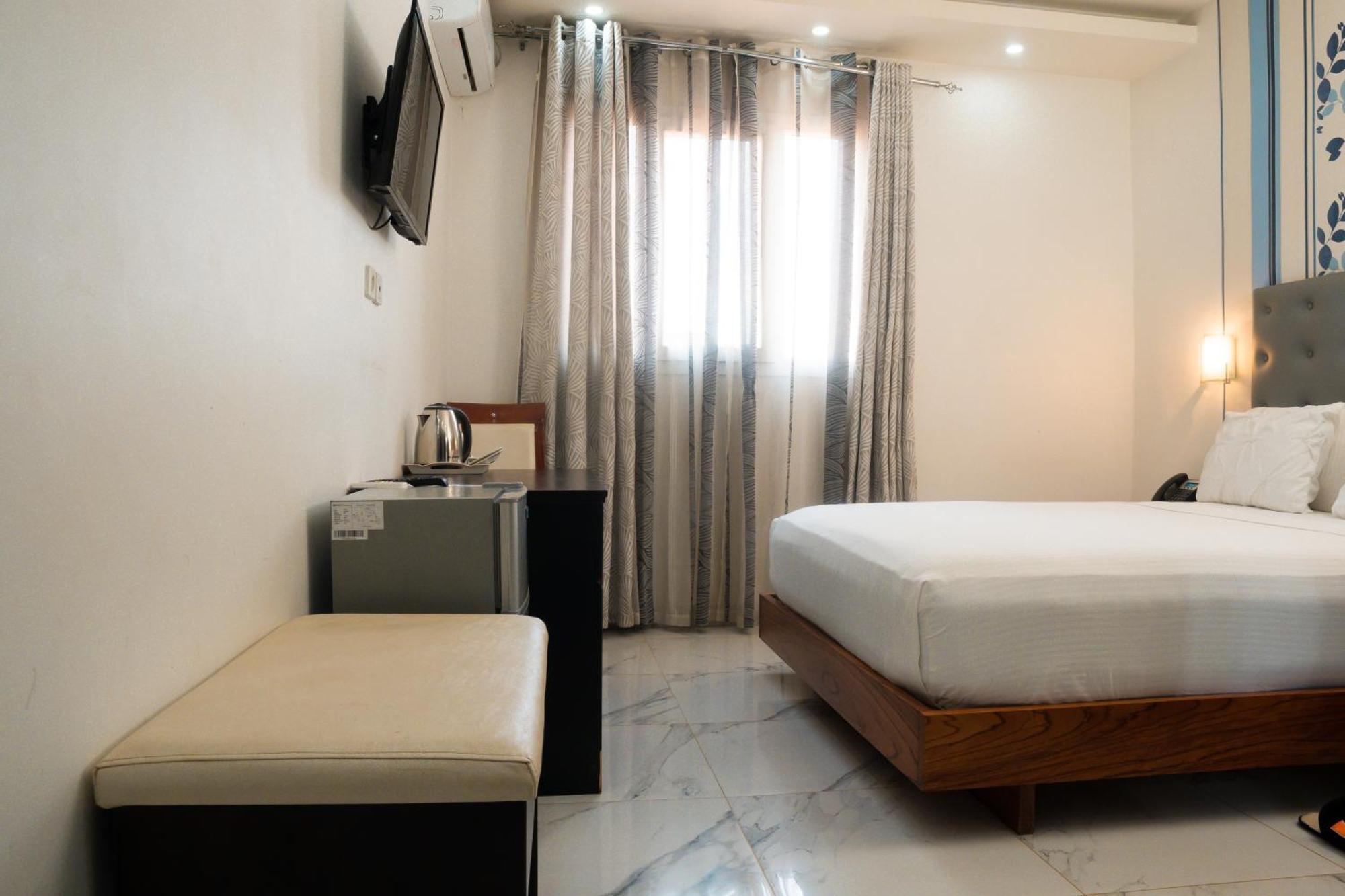 Cincinnati Hotel Yaoundé Buitenkant foto