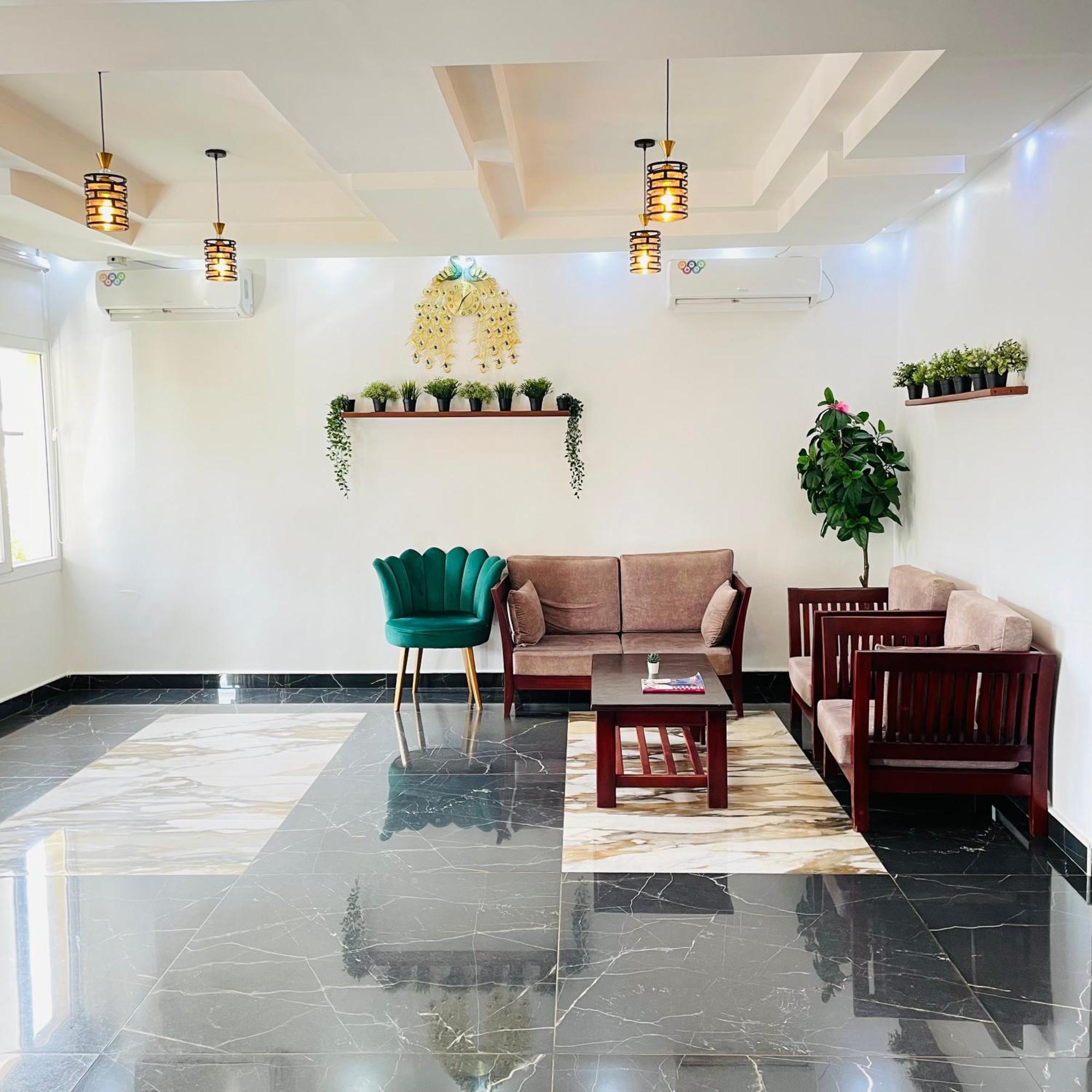 Cincinnati Hotel Yaoundé Buitenkant foto
